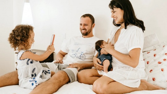 Las implicaciones psicológicas del apego en las relaciones familiares