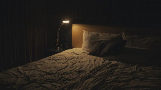 Por qué me despierto a la misma hora por las noches