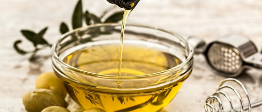 Diferencias entre aceite de oliva virgen y virgen extra