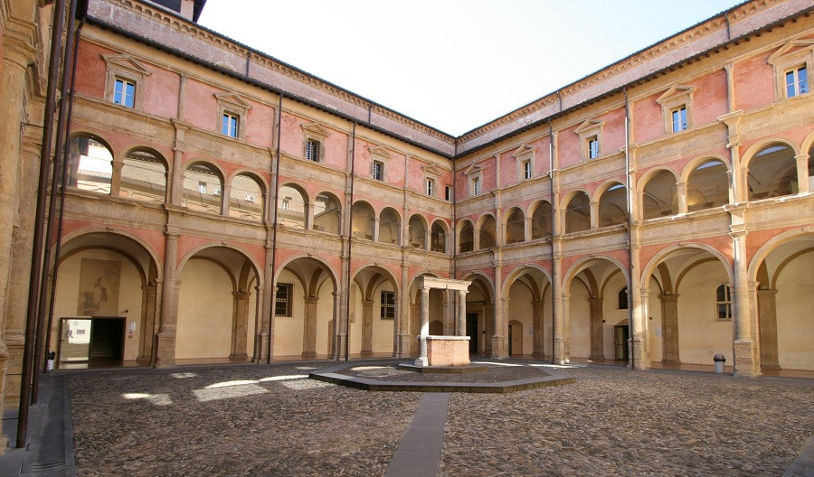 Universidad de Bolonia