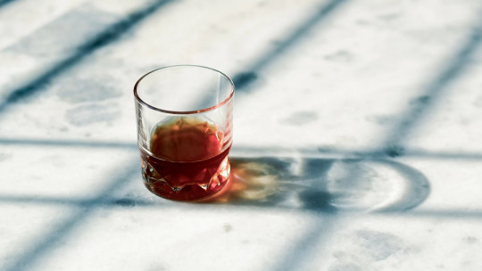 Cómo detectar la adicción al alcohol y actuar ante esta