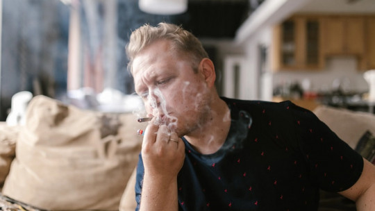 ¿Es peligroso mezclar alcohol y cannabis?