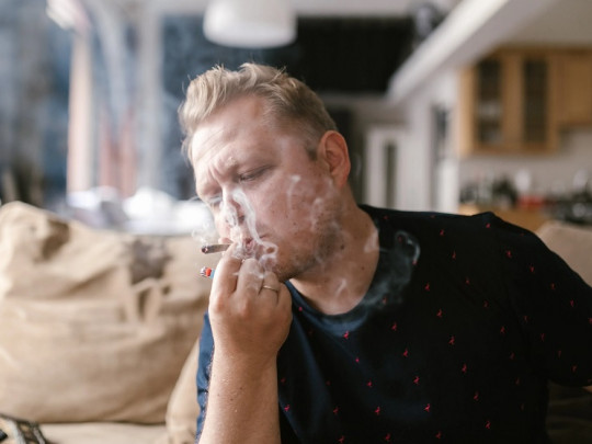 ¿Es peligroso mezclar alcohol y cannabis?
